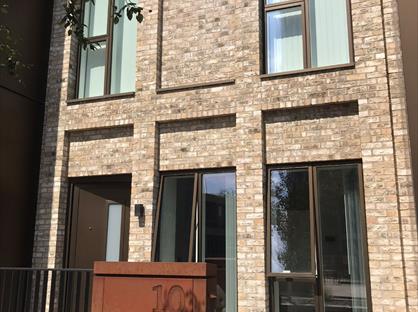 2 Bed Maisonette, Silvercroft Street, M15