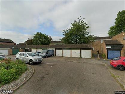 4 Bed Terraced House, Buckingham Gate, MK6