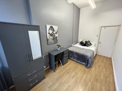 Room in a Shared House, Millstone Lane, LE1