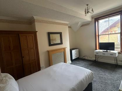Studio Flat, Clifton Drive North, FY8
