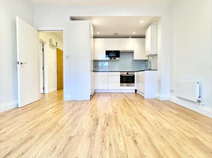 1 Bed Flat, Chippenham Road, W9