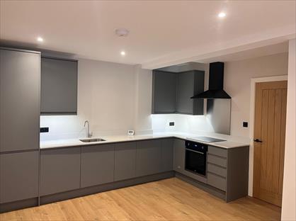 2 Bed Flat, Isabella House, RH19