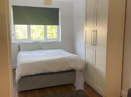 Room in a Shared House, Further Green Road, SE6