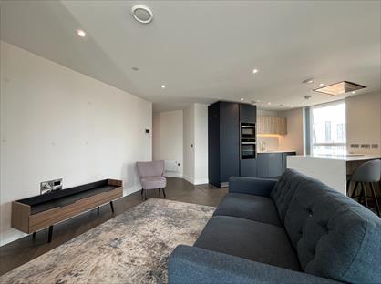 3 Bed Flat, Chester Road, M15