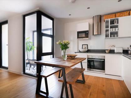 1 Bed Flat, Margerie Court, E2