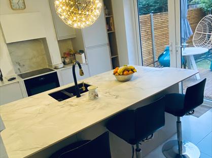 Room in a Shared Flat, Limes Walk, W5