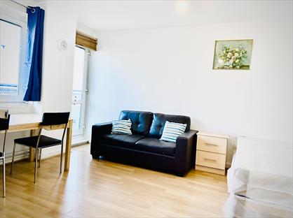 4 Bed Flat, Fellows Court, E2