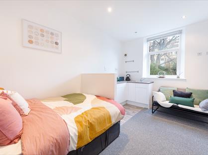 Studio Flat, Cranbrook Road, BS6