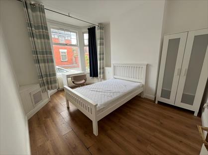 4 Bed Terraced House, Monica Grove, M19