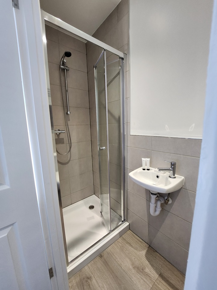 Additional image 4 of Room in a Shared House, Salisbury Road, RG30, N1 7GU