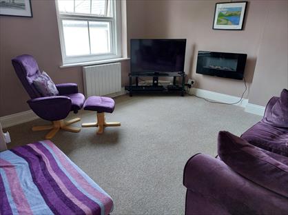 2 Bed Flat, The Hopcott, TA24