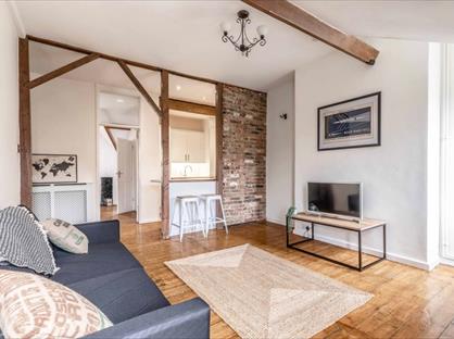 1 Bed Flat, Camperdown House, SL4