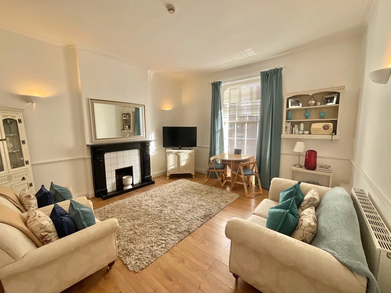 1 Bed Flat, Royal York Crescent, BS8, N1 7GU