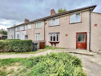 4 Bed Terraced House, Eastfield Gardens, RM10