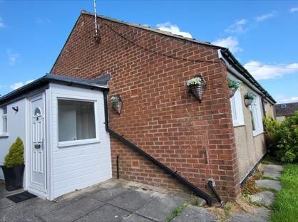 1 Bed Bungalow, Tunstead Crescent, OL13