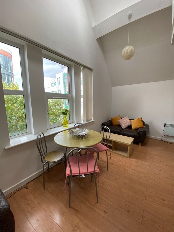 2 Bed Flat, Riding Street, L3, N1 7GU
