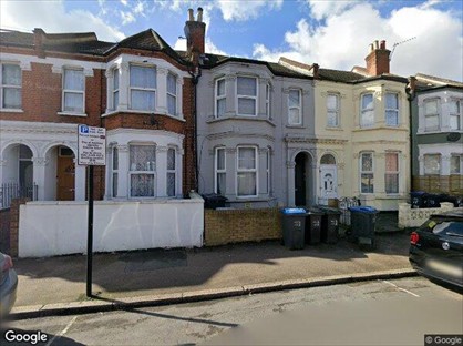 2 Bed Flat, Saint Saviours Road, CR0