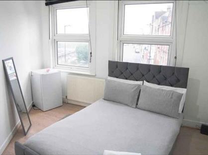 2 Bed Detached House, Palace Gates Road, N22