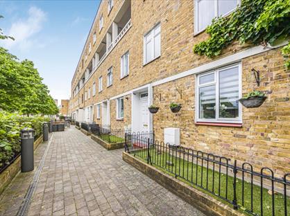 Room in a Shared House, Elgin House, E14