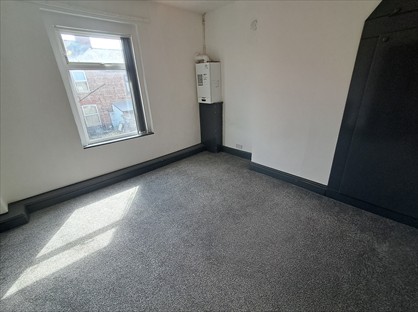 4 Bed Semi-Detached House, Ocean Road, L21