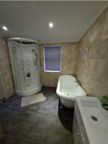 2 Bed Semi-Detached House, Rufford Road, L20