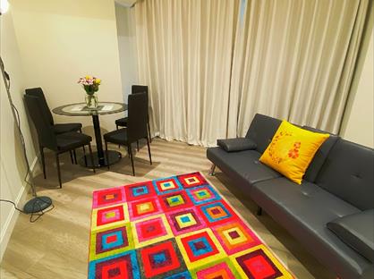 Studio Flat, Marsh Wall, E22