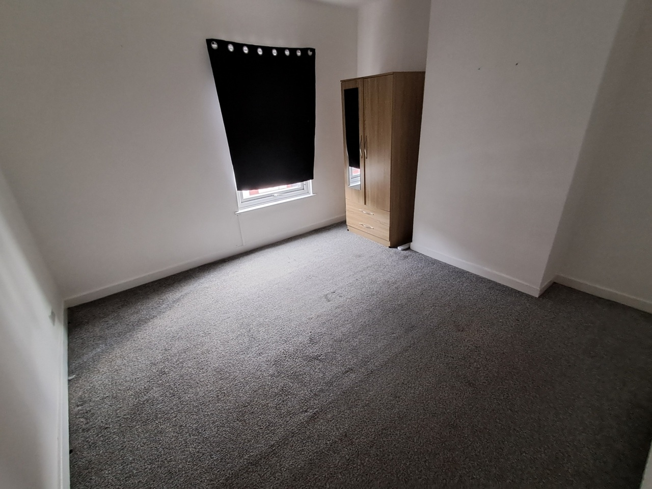 2 Bed Terraced House, Grantham St, L6 photo 4