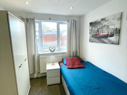 Room in a Shared House, Lichfield Street, WS1