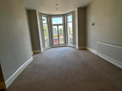 3 Bed Flat, Courtlands Place, BN21