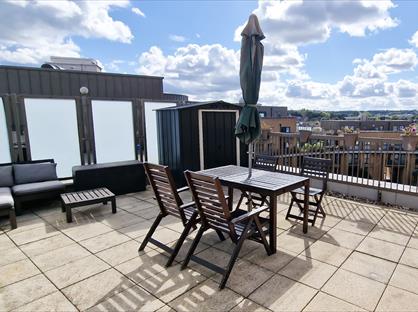 1 Bed Flat, Whitestone Way, CR0