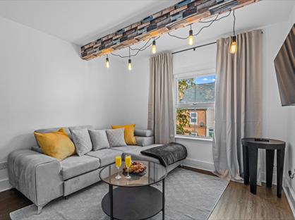 3 Bed Terraced House, Alpine Street, RG1