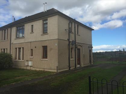 2 Bed Flat, Bainsford, FK2