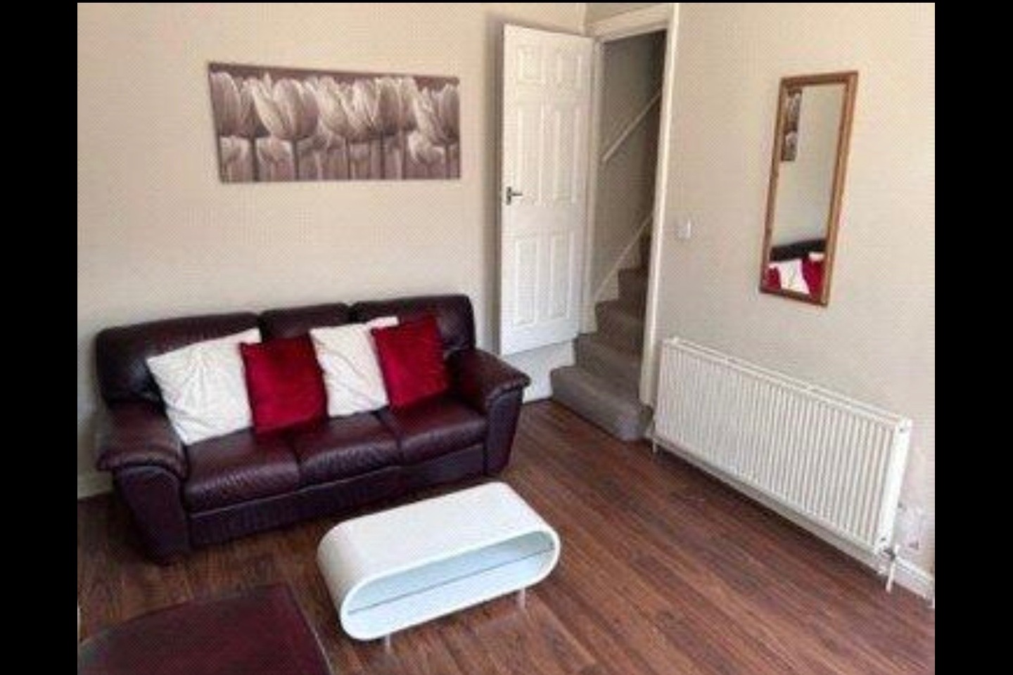 2 Bed Terraced House, Kepler Grove, LS8 photo 2