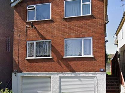 2 Bed Flat, Milton Road, RM17
