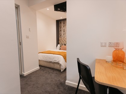 Room in a Shared House, Victoria Road, SN1