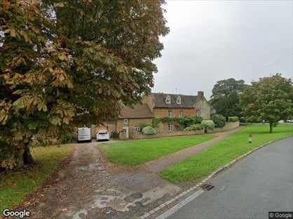 4 Bed Detached House, Badby The Green, NN11