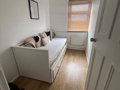 Room in a Shared Flat, Bushey, WD23