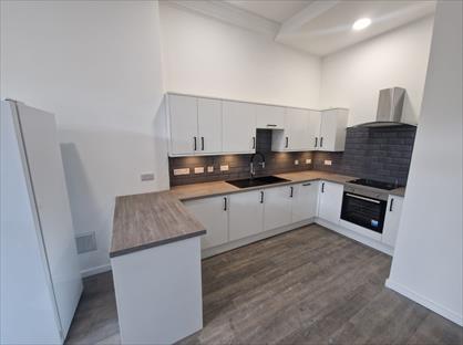 4 Bed Flat, Roslea Drive, G31