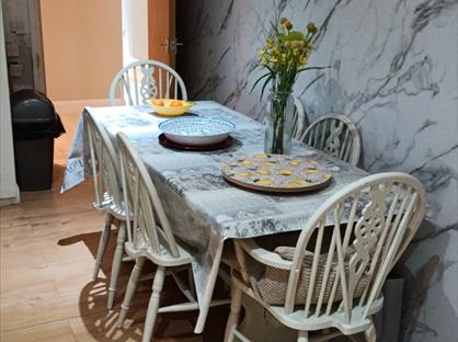 Room in a Shared House, North Row., MK9