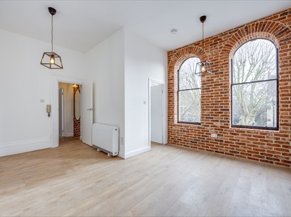 Studio Flat, Selhurst Road, SE25