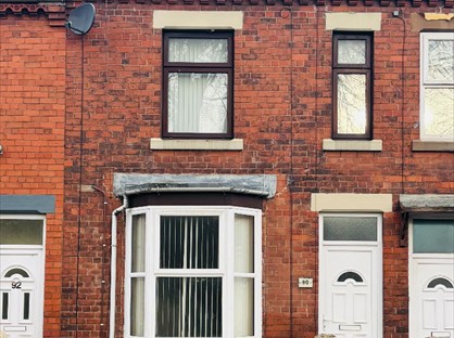 3 Bed Terraced House, Bradley Road, LL13