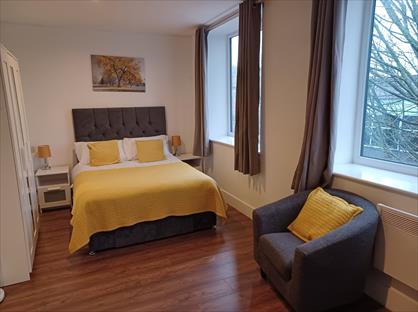 1 Bed Flat, Chapel St, ST16