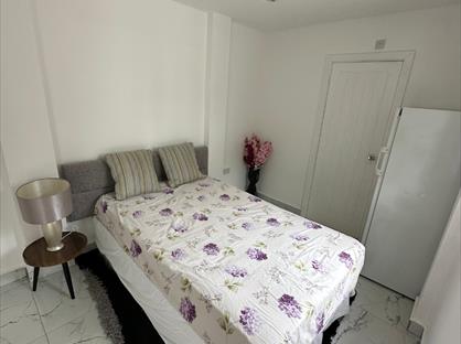 Studio Flat, St. Albans Road, WD25