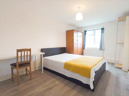 4 Bed Flat, Rahere House, EC1V
