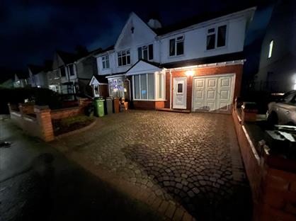 5 Bed Semi-Detached House, St. Andrews Drive, LN6