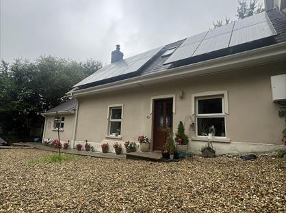 2 Bed Semi-Detached House, Gatgoch, SA32