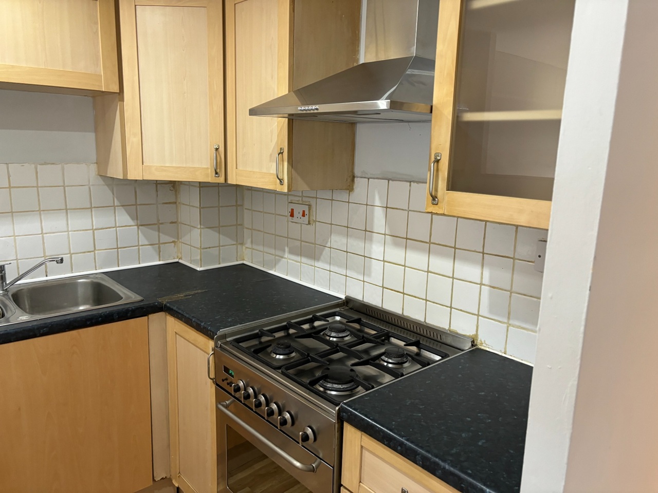 2 Bed Flat, Barwell Court, B9 photo 4