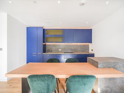 2 Bed Flat, Rendel House, E14