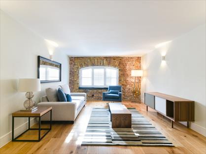 2 Bed Flat, Sanctuary Court, E1W