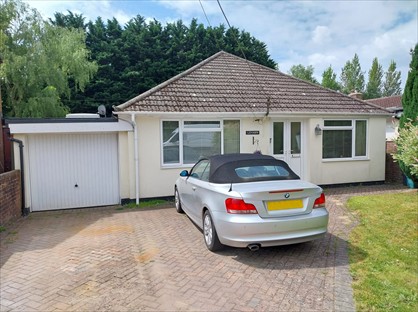 3 Bed Bungalow, South Road, GU12